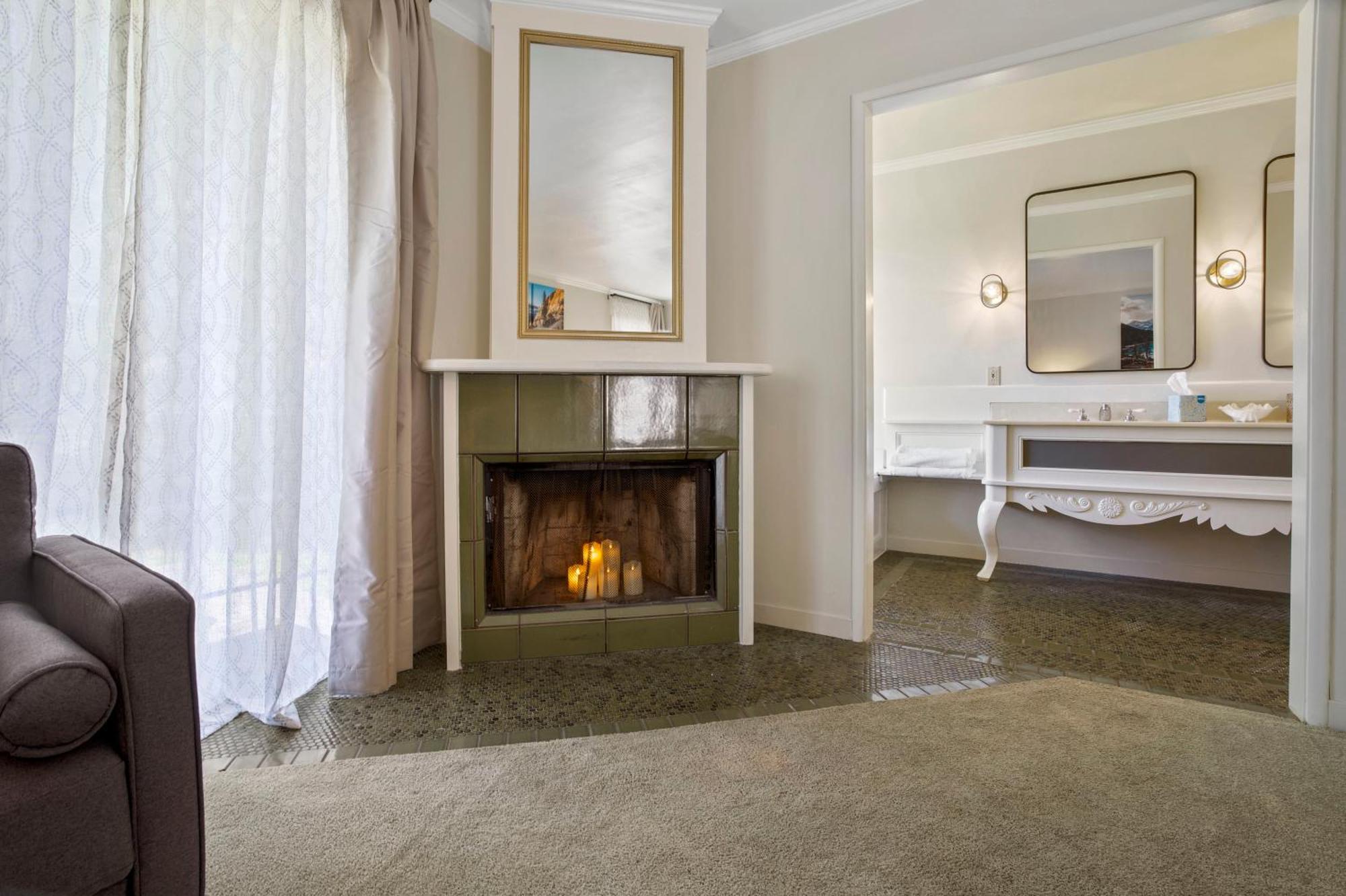 Mendo Hotel 3*